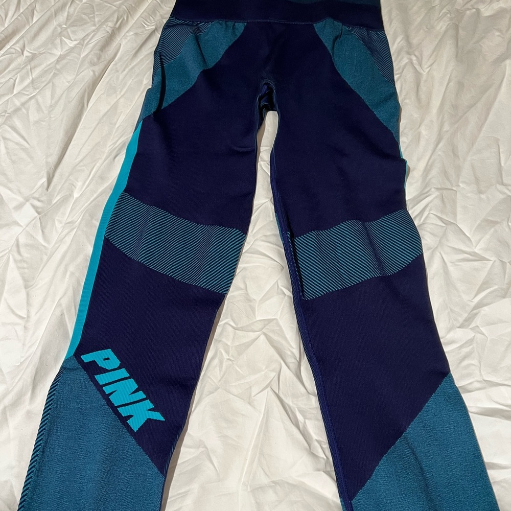 Victoria’s Secret Pink Cool & Comfy Leggings